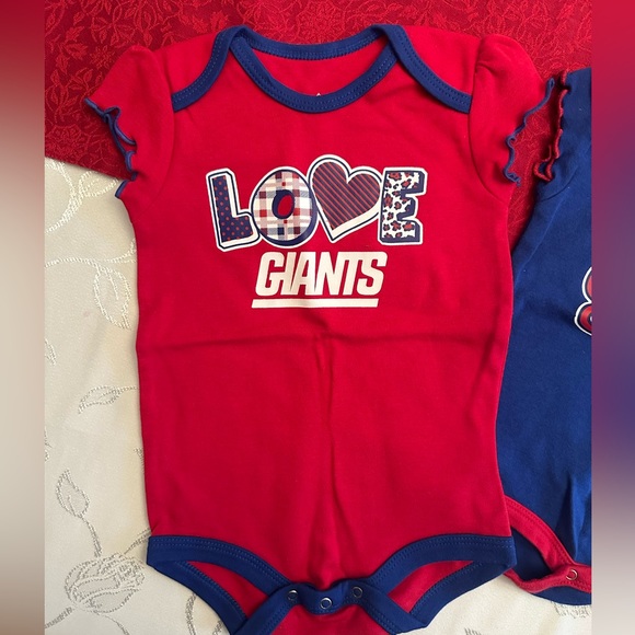 NFL Apparel NY Giants Baby Girl Onesies 12M Bundle - Picture 4 of 9